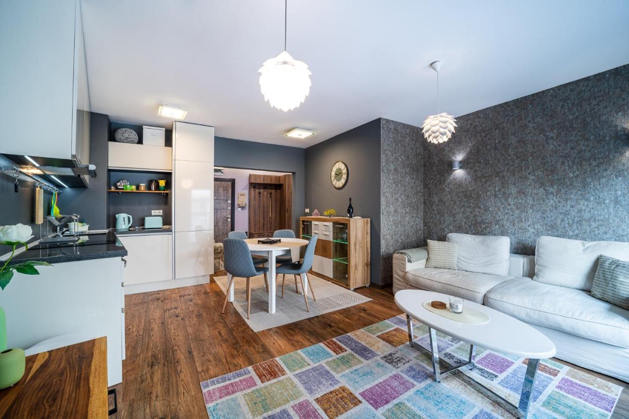 Colibri Central Apartment Varna Extérieur photo