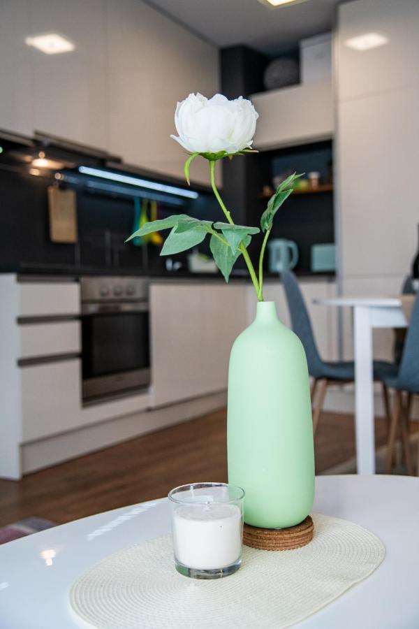 Colibri Central Apartment Varna Extérieur photo